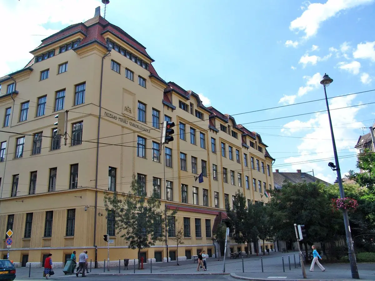 Fazekas Mihály Általános Iskola és Gimnázium, Budapest