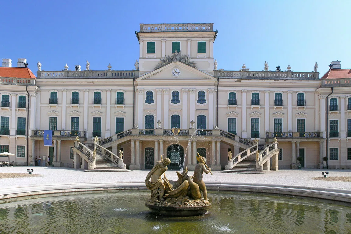 Fertődi Esterházy-kastély