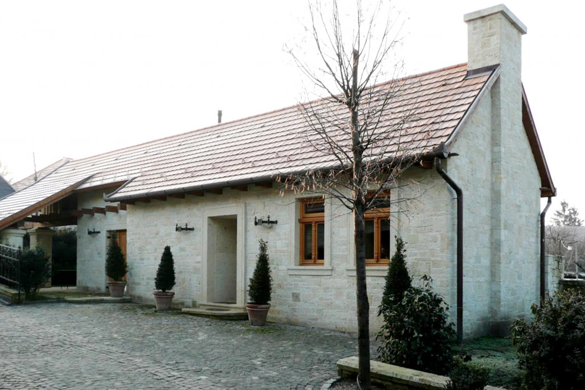 Vendégház, Mád