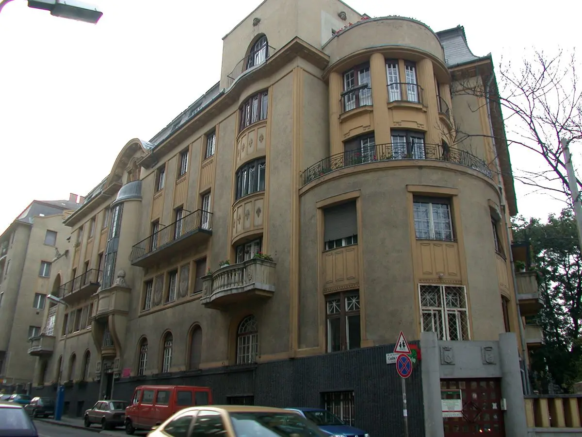 Lakóház a Csaba utcában, Budapest