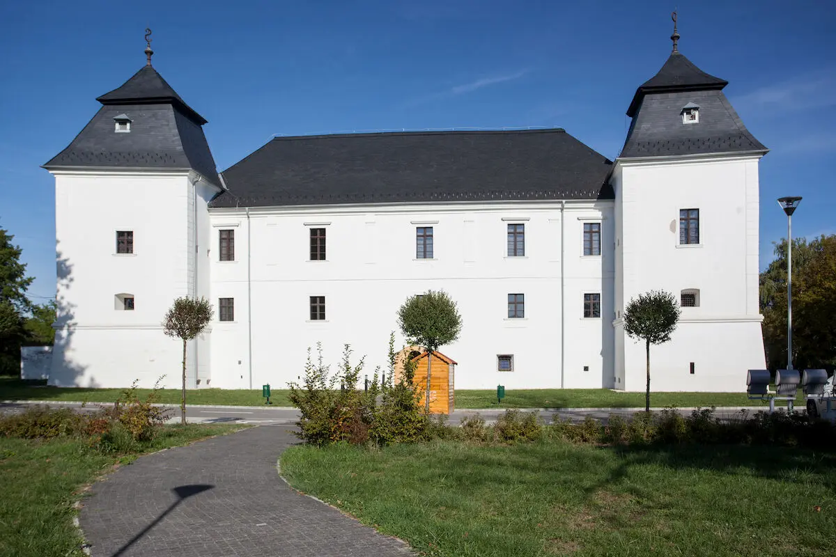 Nádasdy-Széchenyi várkastély, Egervár