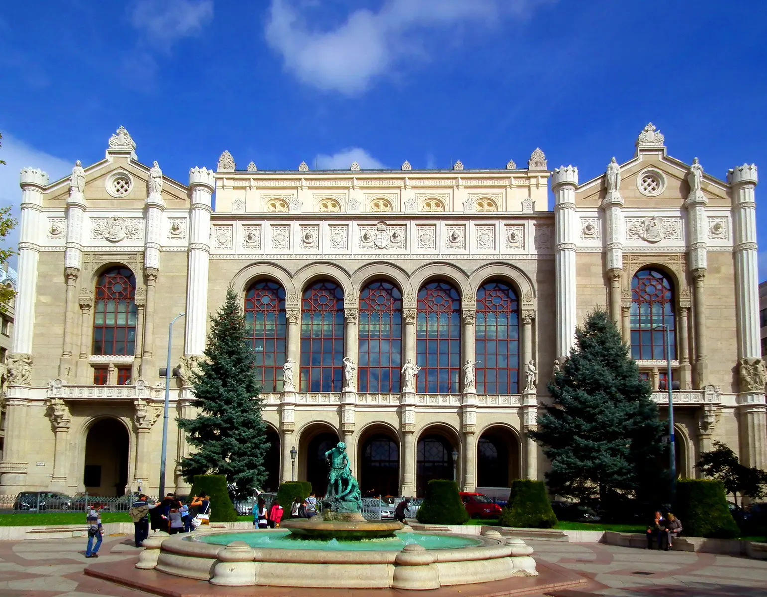 Feszl Frigyes | Pesti Vigadó, Budapest | Kitervezte.hu
