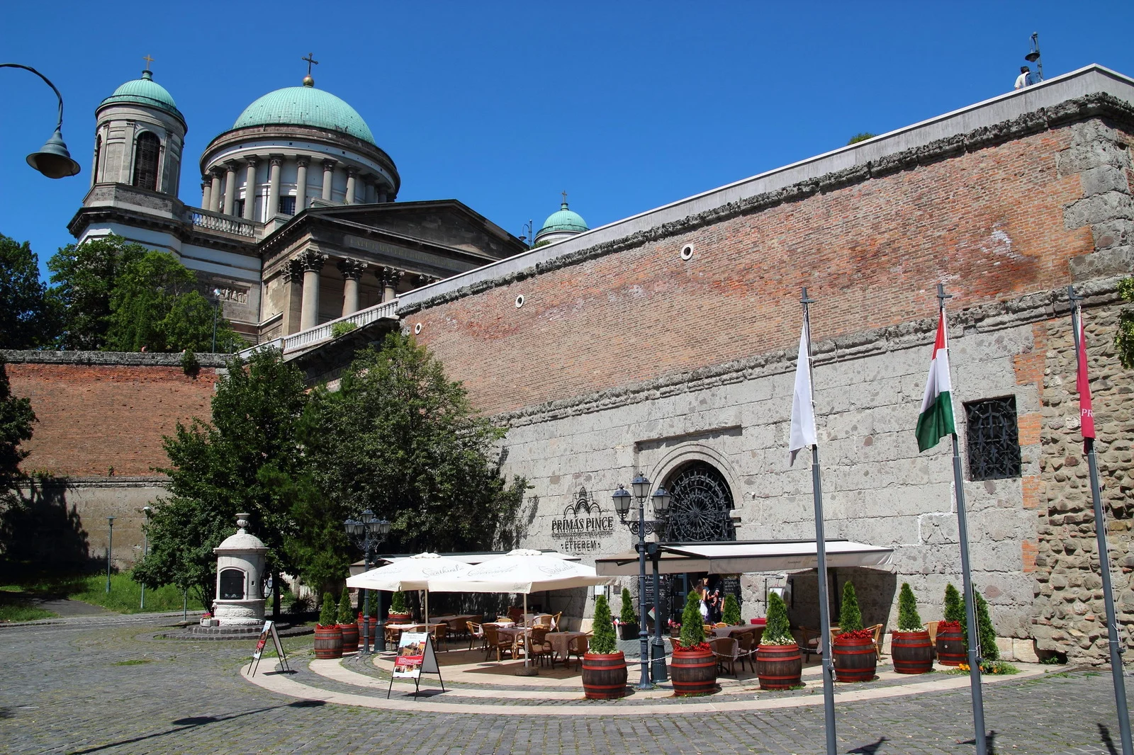 Prímás Pince, Esztergom